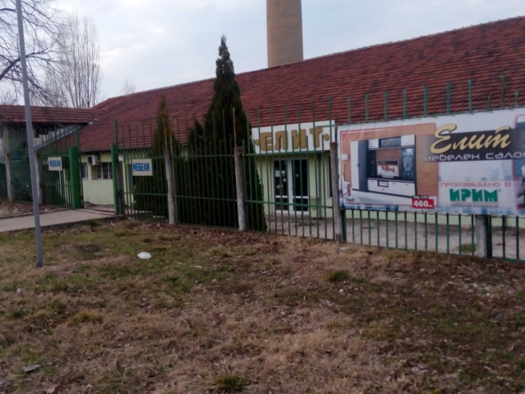 Дава се под наем Склад в Силистра, Промишлена зона - Запад - 500 кв.м за 1020 € - Снимка #1