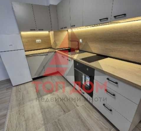 Дава се под наем Двустаен апартамент в Варна, Център - 75 кв.м за 613 € - Снимка #1
