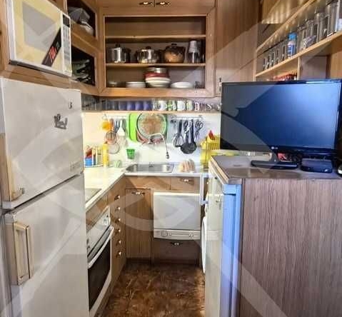 Двустаен апартамент в София, Център - 66 кв.м за 4091 €/кв.м - Снимка #1