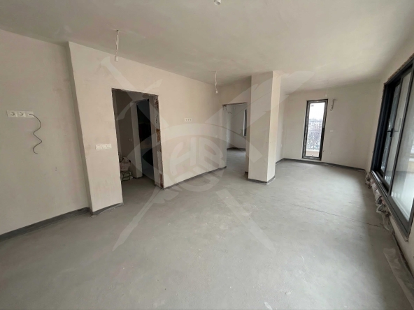 Тристаен апартамент в Пловдив, Кършияка - 119 кв.м за 823 €/кв.м - Снимка #1