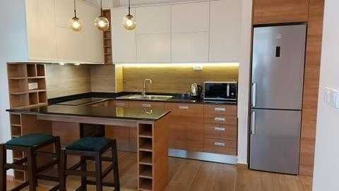 Дава се под наем Двустаен апартамент в Бургас, Славейков - 58 кв.м за 204 € - Снимка #1