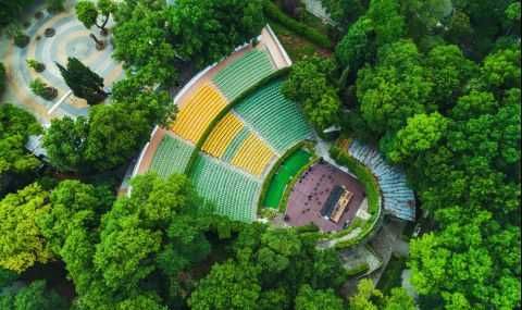 Тристаен апартамент в Варна, ВИНС - 85 кв.м за 2059 €/кв.м - Снимка #1