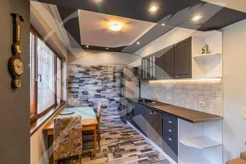 Дава се под наем Тристаен апартамент в Варна, Червен площад - 91 кв.м за 900 € - Снимка #1