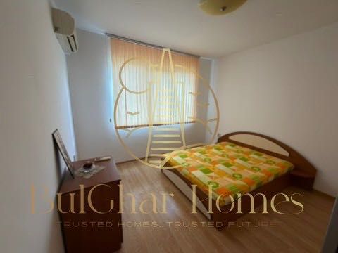 Дава се под наем Тристаен апартамент в Варна, Лятно кино Тракия - 100 кв.м за 612 € - Снимка #1