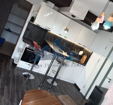 Дава се под наем Двустаен апартамент в Шумен, Център - 60 кв.м за 331.5 € - Снимка #1