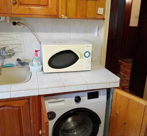 Дава се под наем Тристаен апартамент в Плевен, Идеален център - 82 кв.м за 280.5 € - Снимка #1