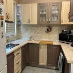 Дава се под наем Четиристаен апартамент в Търговище, Център - 110 кв.м за 357 € - Снимка #1