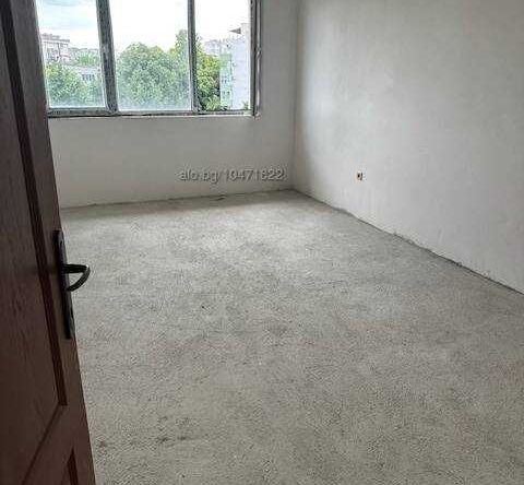 Тристаен апартамент в Стара Загора, Център - 93 кв.м за 1452 €/кв.м - Снимка #1