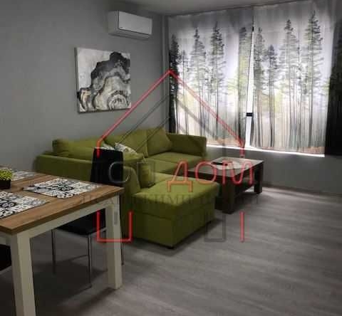 Дава се под наем Двустаен апартамент в Варна, м-т Траката - 60 кв.м за 510 € - Снимка #1