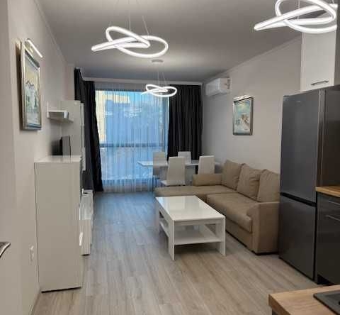 Дава се под наем Двустаен апартамент в Пловдив, Кючук Париж - 62 кв.м за 498.27 € - Снимка #1