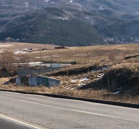 Парцел в с. Драгичево, Област Перник - 2293 кв.м за 90 €/кв.м - Снимка #1