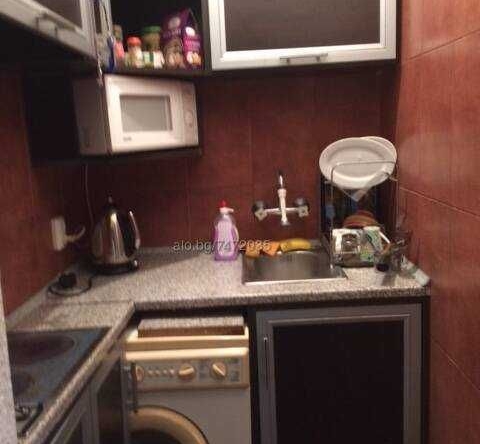 Дава се под наем Едностаен апартамент в Бургас, Център - 25 кв.м за 204 € - Снимка #1