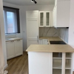 Дава се под наем Четиристаен апартамент в Пловдив, Остромила - 120 кв.м за 586.5 € - Снимка #1