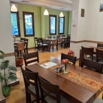 Дава се под наем Заведение в София, Център - 150 кв.м за 1500 € - Снимка #1