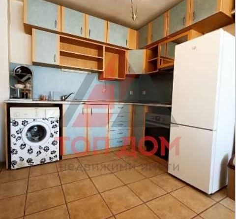 Дава се под наем Тристаен апартамент в Варна, Окръжна болница - 60 кв.м за 561 € - Снимка #1