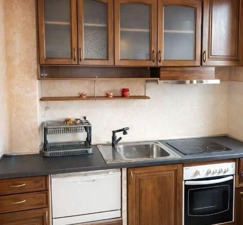 Дава се под наем Тристаен апартамент в Пловдив, Тракия - 75 кв.м за 418.71 € - Снимка #1