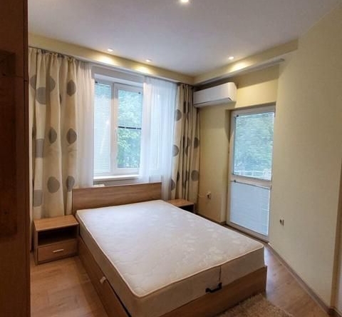 Дава се под наем Едностаен апартамент в Банкя - 40 кв.м за 449 € - Снимка #1