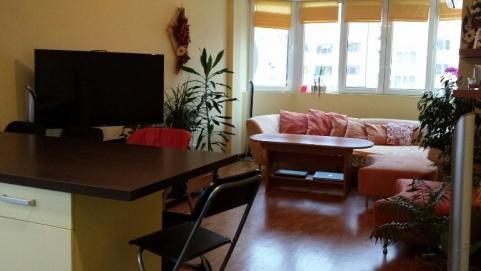 Дава се под наем Тристаен апартамент в София, Младост 1 - 80 кв.м за 550 € - Снимка #1