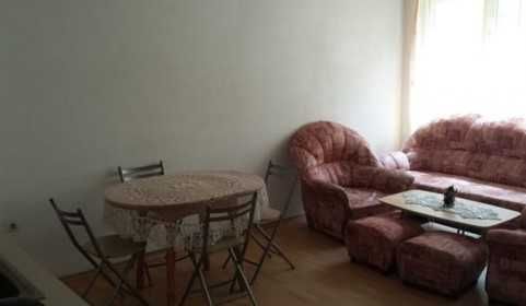 Дава се под наем Тристаен апартамент в Пловдив, Старият град - 90 кв.м за 316.2 € - Снимка #1