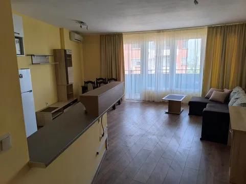 Дава се под наем Тристаен апартамент в София, Студентски град - 110 кв.м за 699 € - Снимка #1