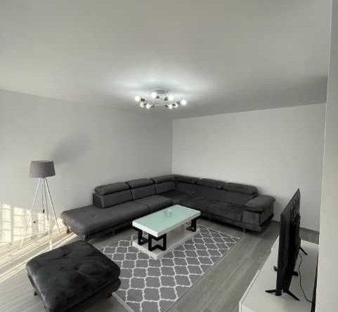 Тристаен апартамент в София, Света Троица - 106 кв.м за 1661 €/кв.м - Снимка #1