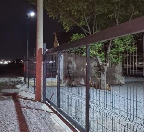 Дава се под наем Парцел в София, Република 2 - 850 кв.м за 800 € - Снимка #1