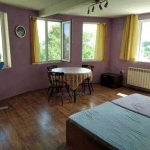 Дава се под наем Едностаен апартамент в Варна, м-т Траката - 45 кв.м за 204 € - Снимка #1