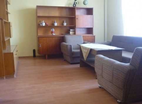 Дава се под наем Четиристаен апартамент в Пловдив, Младежки Хълм - 90 кв.м за 378.93 € - Снимка #1