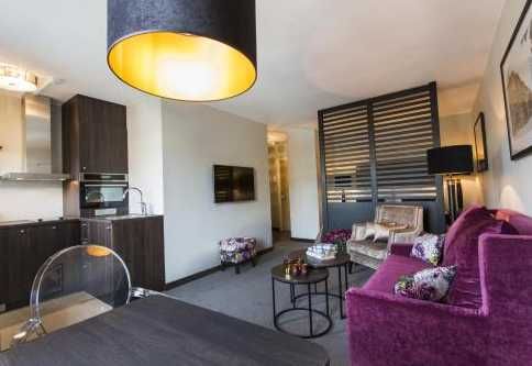 Дава се под наем Едностаен апартамент в Пловдив, Кючук Париж - 48 кв.м за 163.2 € - Снимка #1