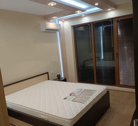 Дава се под наем Двустаен апартамент в София, Витоша - 60 кв.м за 650 € - Снимка #1