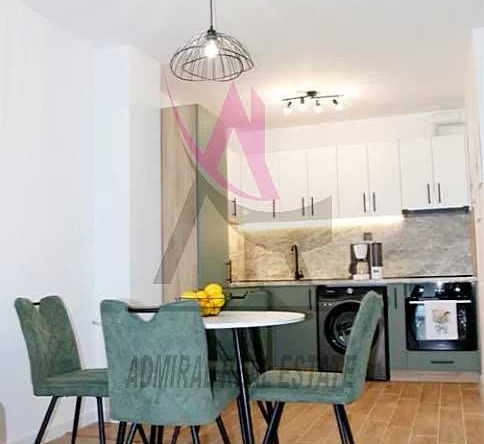 Дава се под наем Двустаен апартамент в Варна, Цветен квартал - 60 кв.м за 600 € - Снимка #1