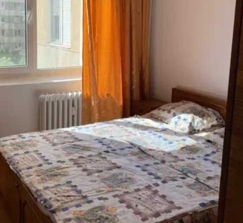 Дава се под наем Двустаен апартамент в Бургас, Изгрев - 60 кв.м за 306 € - Снимка #1