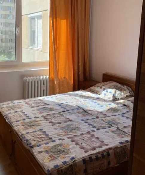 Дава се под наем Двустаен апартамент в Бургас, Изгрев - 60 кв.м за 306 € - Снимка #1