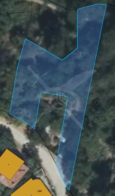 Земеделски имот в с. Извор, Област Пловдив -  кв.м за 42 €/дка - Снимка #1