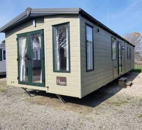 Къща в София, Дружба 1 - 47 кв.м за 266 €/кв.м - Снимка #1