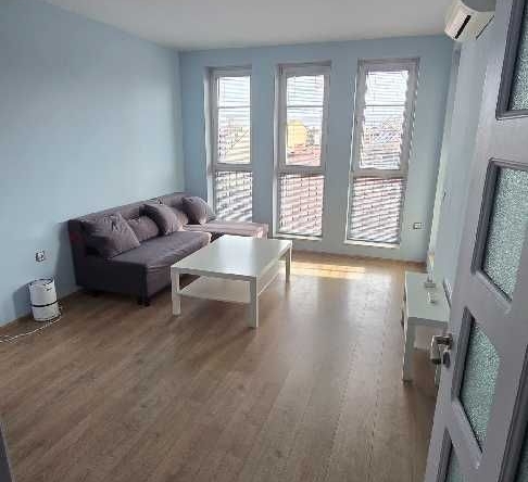 Дава се под наем Двустаен апартамент в София, Център - 50 кв.м за 600 € - Снимка #1