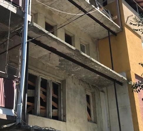 Къща в Варна, Погреби - 270 кв.м за 445 €/кв.м - Снимка #1