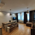 Дава се под наем Двустаен апартамент в Варна, Център - 80 кв.м за 920 € - Снимка #1