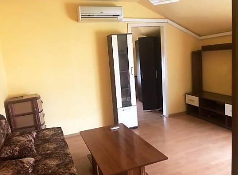 Дава се под наем Двустаен апартамент в Пловдив, Въстанически - 50 кв.м за 275 € - Снимка #1