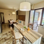 Дава се под наем Тристаен апартамент в к.к. Св.Св. Константин и Елена - 100 кв.м за 700 € - Снимка #1