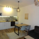 Дава се под наем Двустаен апартамент в к.к. Св.Св. Константин и Елена - 64 кв.м за 408 € - Снимка #1