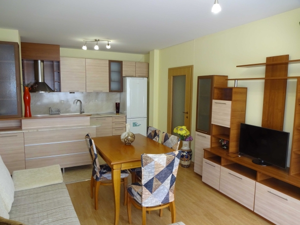 Дава се под наем Двустаен апартамент в Варна, Чаталджа - 72 кв.м за 433.5 € - Снимка #1