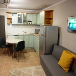 Дава се под наем Едностаен апартамент в Варна, Бизнес хотел - 50 кв.м за 306 € - Снимка #1