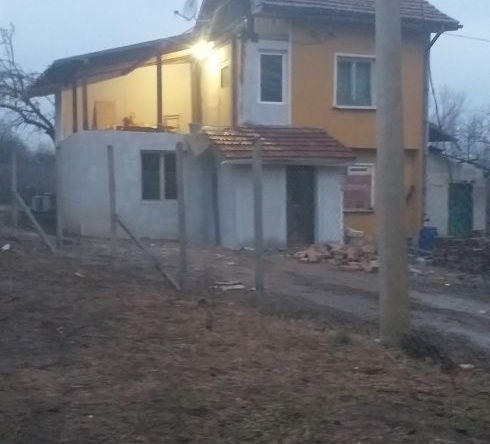 Къща в Враца, Квартал 72 - 90 кв.м за 425 €/кв.м - Снимка #1