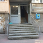 Дава се под наем Двустаен апартамент в Пазарджик, Център - 65 кв.м за 204 € - Снимка #1