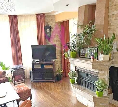 Дава се под наем Къща в Варна, Виница - 185 кв.м за 1000 € - Снимка #1