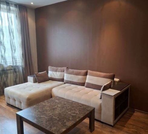 Дава се под наем Двустаен апартамент в София, Център - 60 кв.м за 697.17 € - Снимка #1