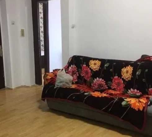 Дава се под наем Тристаен апартамент в Пловдив, Център - 76 кв.м за 188.7 € - Снимка #1