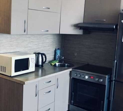 Дава се под наем Едностаен апартамент в Пловдив, Захарна фабрика - 45 кв.м за 219.3 € - Снимка #1