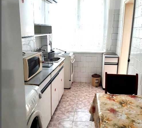 Дава се под наем Тристаен апартамент в Варна, Чайка - 75 кв.м за 382.5 € - Снимка #1
